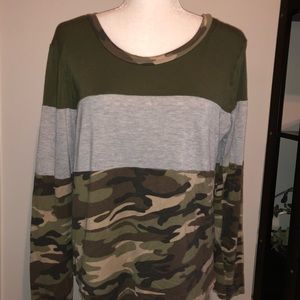 Long sleeve tunic length top